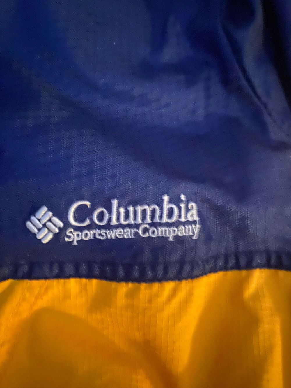Columbia Yellow and Navy Colorblock Men's Raincoat - Picture 4 of 5